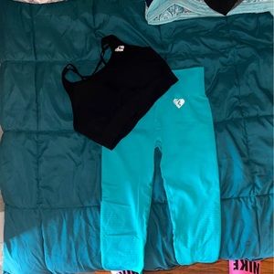 Women’s best sports bra and leggings